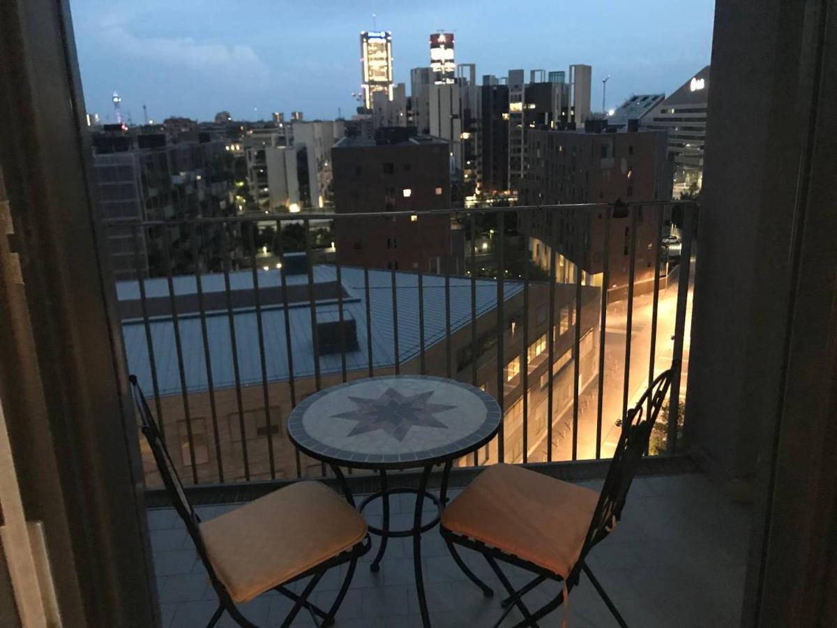 Ferienwohnung Fiera Milanocity View With Terrace Next To Shopping Mall Exterior foto