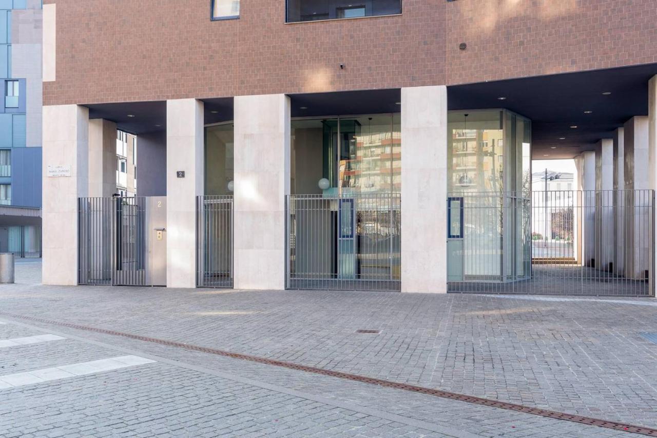 Ferienwohnung Fiera Milanocity View With Terrace Next To Shopping Mall Exterior foto