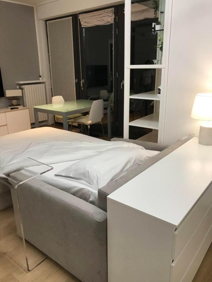 Ferienwohnung Fiera Milanocity View With Terrace Next To Shopping Mall Exterior foto